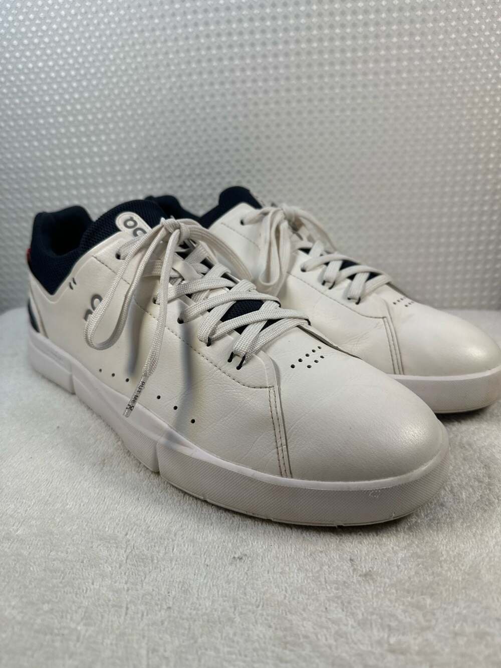 On The Roger Advantage White Midnight Sneakers Men's Size 12
